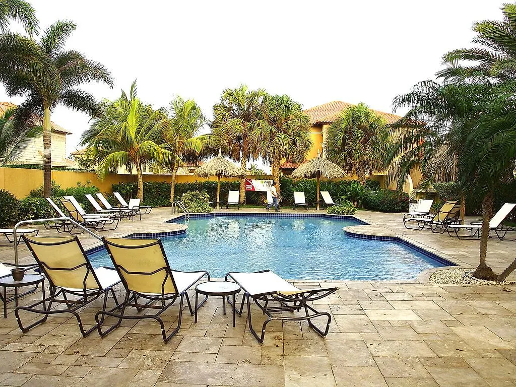 Gold Coast Luxury Condo One Floor Palm Beach