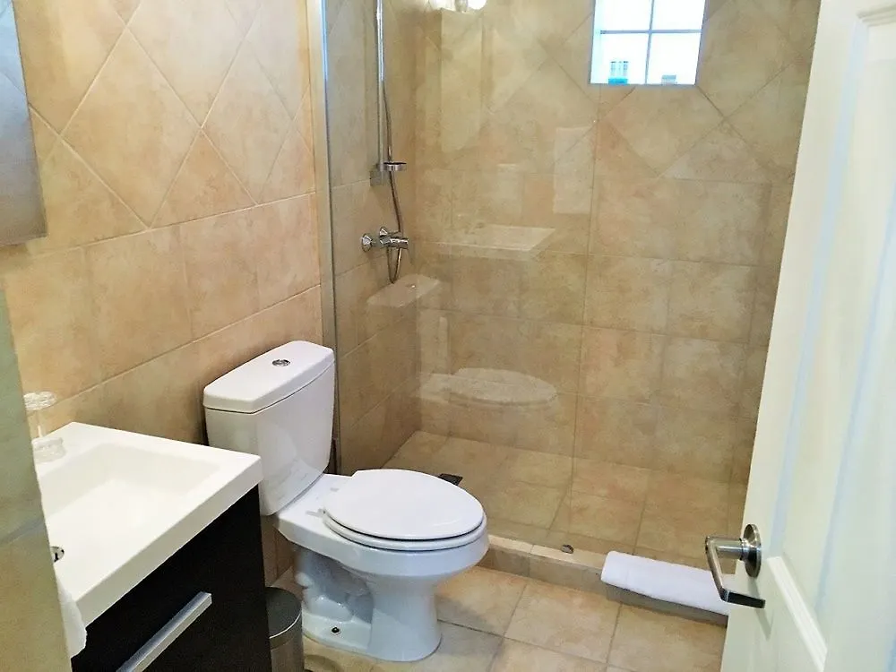 Gold Coast Luxury Condo One Floor Palm Beach 0*,